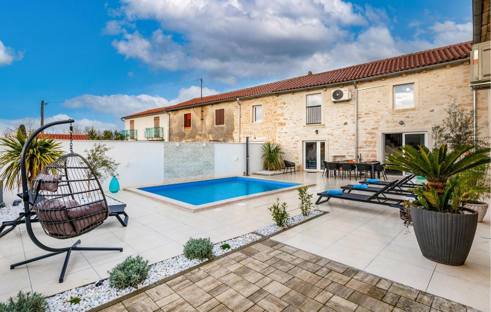 Lovely Home In Vidulini With Kitchen Kültér fotó