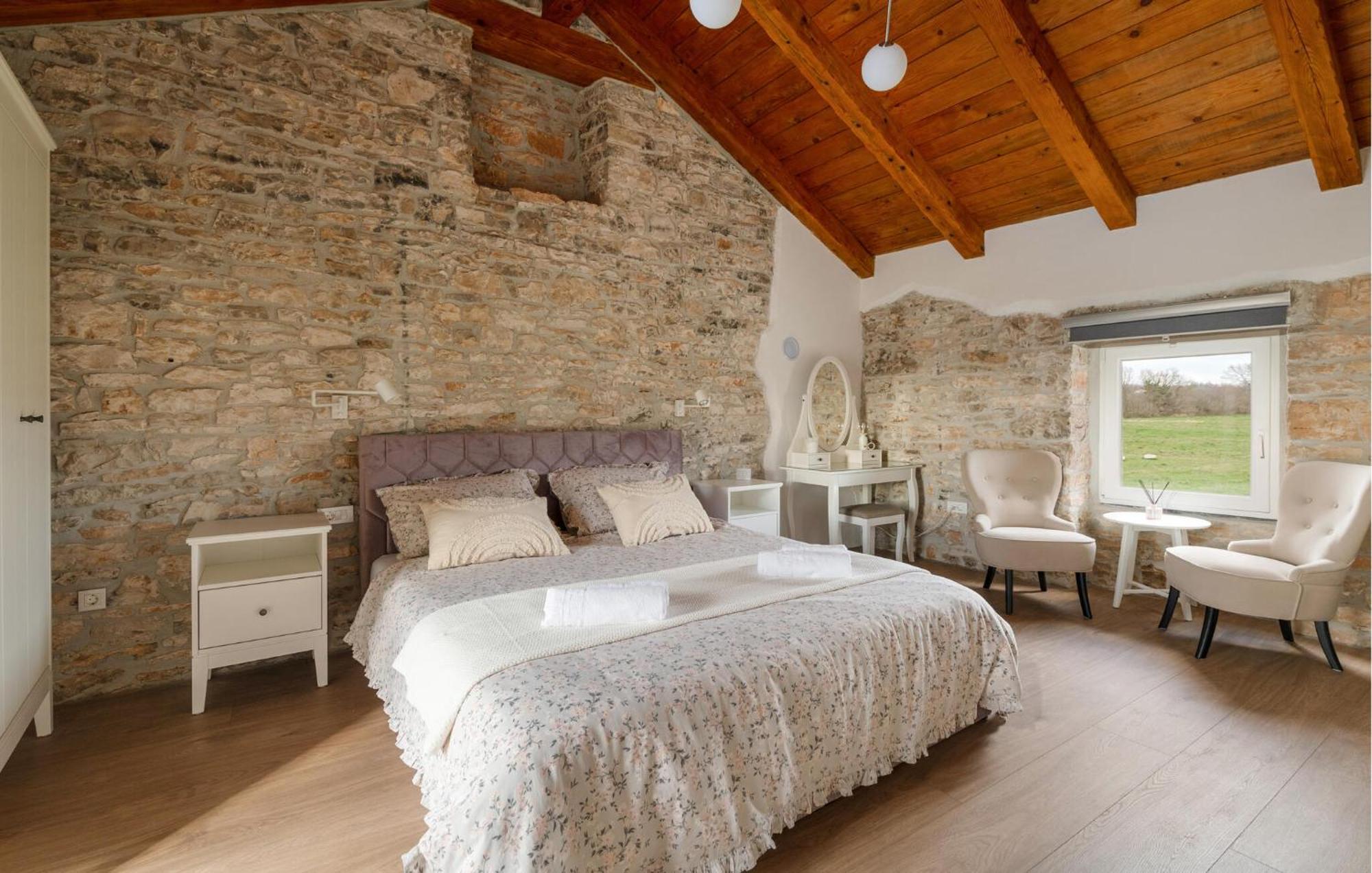 Lovely Home In Vidulini With Kitchen Kültér fotó