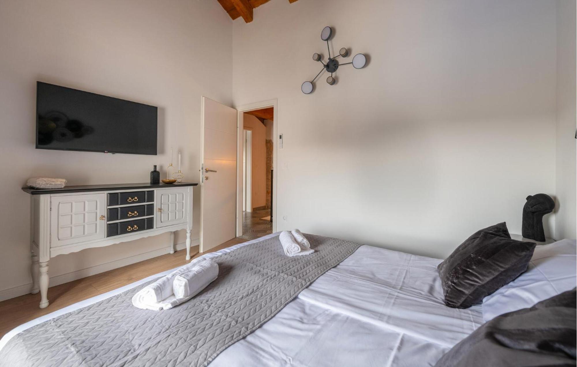 Lovely Home In Vidulini With Kitchen Kültér fotó